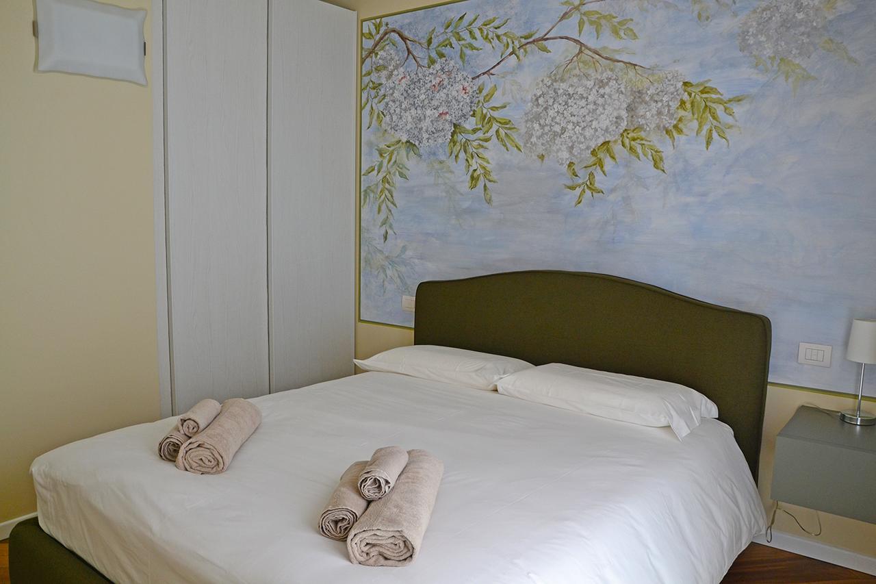 Residenza Diana Apartment ตอสโกลาโน มาแดร์โน ภายนอก รูปภาพ