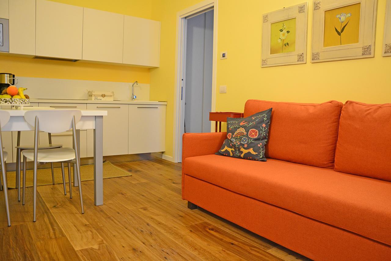 Residenza Diana Apartment ตอสโกลาโน มาแดร์โน ภายนอก รูปภาพ